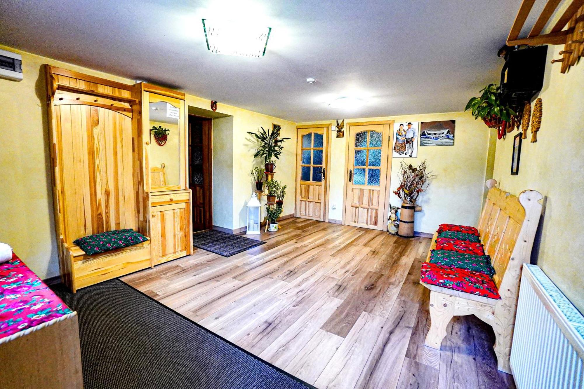 Gosciniec Kukulka Z Jacuzzi Bed & Breakfast Zakopane Exterior photo